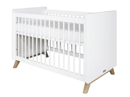 Babykamer: Bed en Commode Bopita Lynn, Kinderen en Baby's, Kinderkamer | Complete kinderkamers, Gebruikt, Jongetje of Meisje, Ophalen