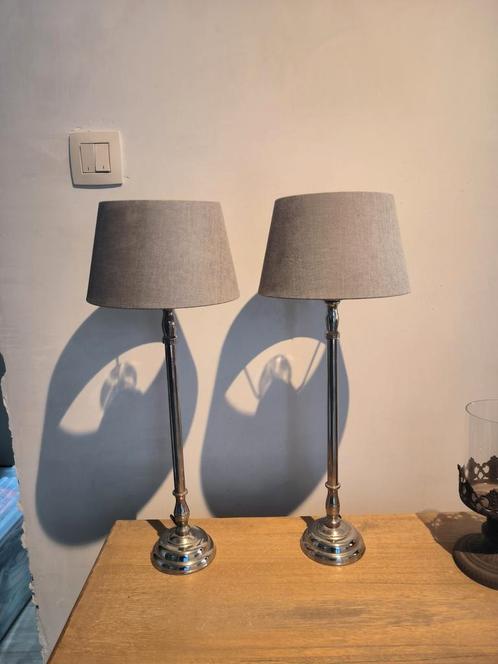 2 tafellampen met grijze lampenkap, Huis en Inrichting, Lampen | Tafellampen, Zo goed als nieuw, Ophalen