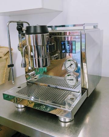 Rocket R9 one, Electroménager, Machine à espresso, Tuyau à Vapeur, 2 à 4 tasses, Comme neuf