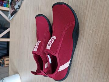 Waterschoenen  beschikbaar voor biedingen