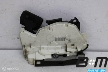 Portierslot rechtsvoor VW Golf 7 5K1837016D beschikbaar voor biedingen