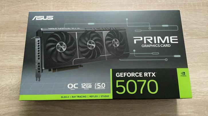 ASUS Prime RTX 5070 oc 12 gb DDR7 comme neuve, Computers en Software, Videokaarten, Zo goed als nieuw, Nvidia, PCI, Ophalen