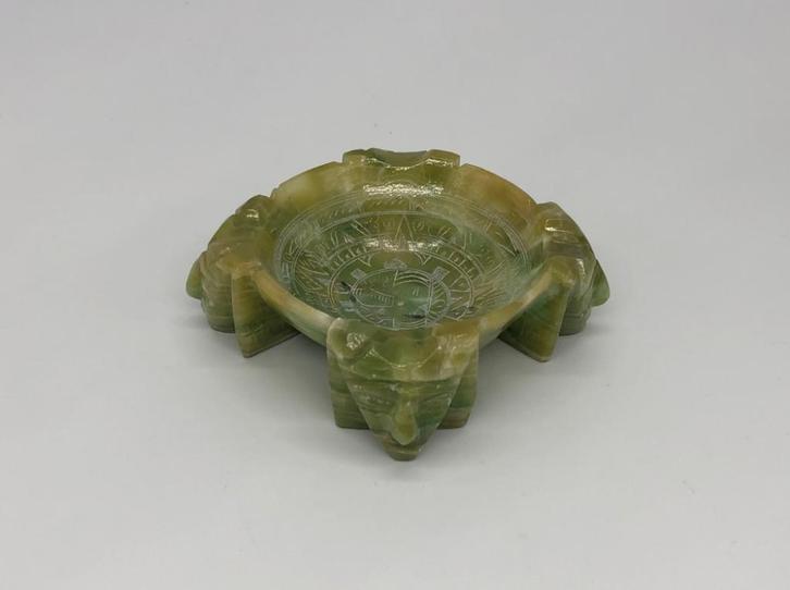 Onyx stenen asbak met gesneden Maya kalender - Onyx steen, Antiek en Kunst, Antiek | Keramiek en Aardewerk, Ophalen of Verzenden