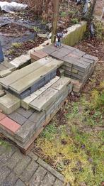 Les voyelles gratuites peuvent être récupérées à Gingelom, Neuf, Béton, Enlèvement, Briques