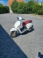 Scooter kymco like 25cc, Vélos & Vélomoteurs, Enlèvement ou Envoi, Comme neuf