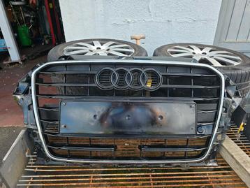 légèrement cassé sur le cadre Chromée mais c’est tout  beschikbaar voor biedingen