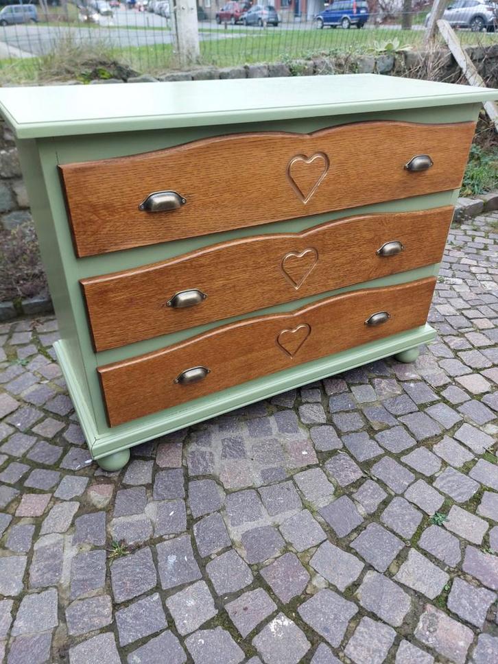 Heel mooi massief dressoir, Huis en Inrichting, Kasten | Ladekasten, Ophalen