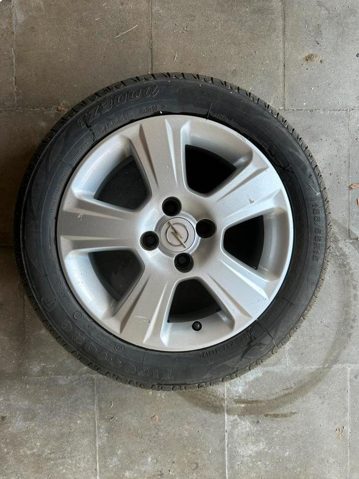 Opel Corsa - Astra C velgen met zomerbanden 185/55 R15 82V, Auto-onderdelen, Banden en Velgen, Banden en Velgen, Zomerbanden, 15 inch