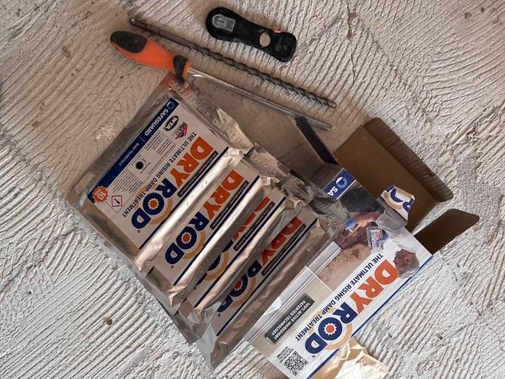 Dryrod and installation tools, Doe-het-zelf en Bouw, Kratten en Dozen, Zo goed als nieuw, Doos, Minder dan 50 cm, Minder dan 35 cm