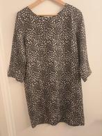 Robe a vendre, Taille 38/40 (M), Enlèvement ou Envoi, Au-dessus du genou, Comme neuf