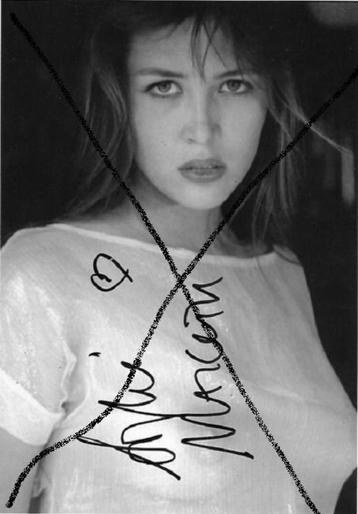PHOTOGRAPHIE MARCEAU Sophie 10 X 15 CM beschikbaar voor biedingen
