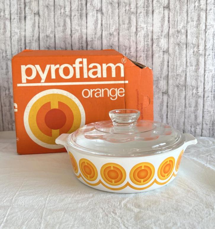 Plat pour four avec couvercle Pyroflam Space Age Orange, Antiquités & Art, Antiquités | Céramique & Poterie, Enlèvement ou Envoi