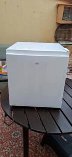 Tafelmodel frigo met vriesvakje, Ophalen, Zo goed als nieuw
