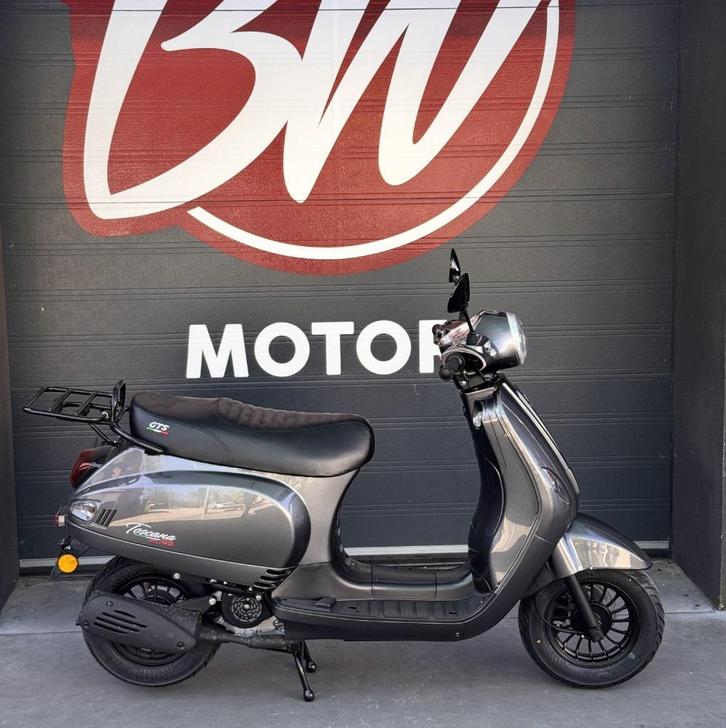 GTS Toscana Pure Grijs @ BW Motors Mechelen, Fietsen en Brommers, Brommers | Overige merken, Nieuw, Klasse B (45 km/u), Ophalen