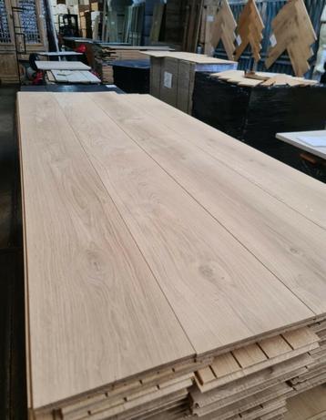 MASSIEF FRANS EIKEN VLOERDELEN XXL 24 CM BREED. UNIEK beschikbaar voor biedingen