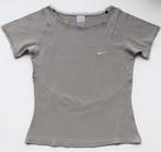 Nike : sport t-shirt / shirt / sportshirt - Maat: M, greige, Kleding | Dames, Nike, Maat 38/40 (M), Ophalen of Verzenden, Zo goed als nieuw