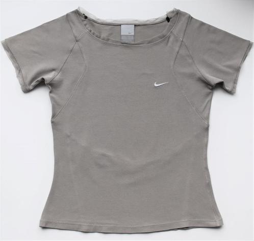 Nike : sport t-shirt / shirt / sportshirt - Maat: M, greige, Kleding | Dames, Sportkleding, Zo goed als nieuw, Hardlopen of Fietsen