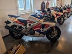 CBR900RR, VFR400R, XRV650, Particulier