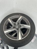Volvo v40, Auto-onderdelen, Banden en Velgen, Ophalen, Band(en)