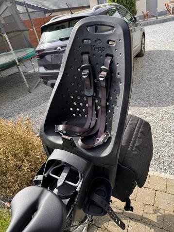 Yepp fietsstoeltje achteraan met verlengstuk voor bagagedrag