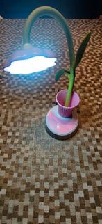 Kinderbureaulamp – bloemdesign (met 3 lichtsterktes), Huis en Inrichting, Ophalen