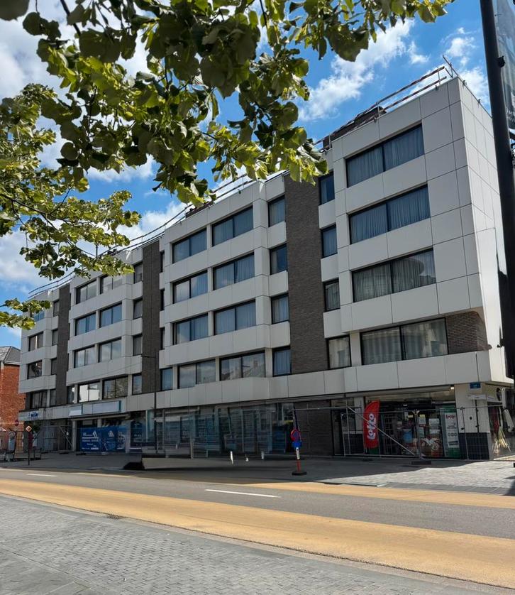 Ondergrondse staanplaats in het centrum van Mol, Immo, Garages en Parkeerplaatsen