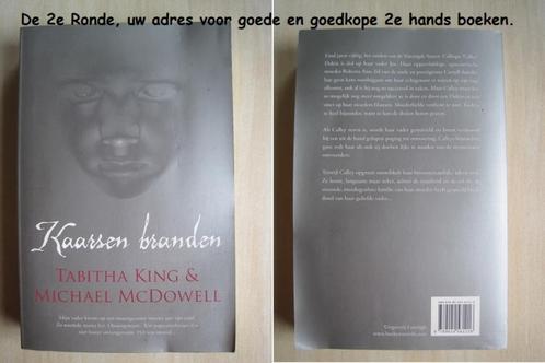 256 - Kaarsen branden - Tabitha King e.a., Livres, Romans, Comme neuf, Amérique, Enlèvement ou Envoi