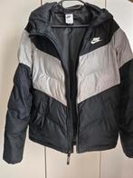 Nike winterjas, Ophalen, NIKE, Zo goed als nieuw, Jongen
