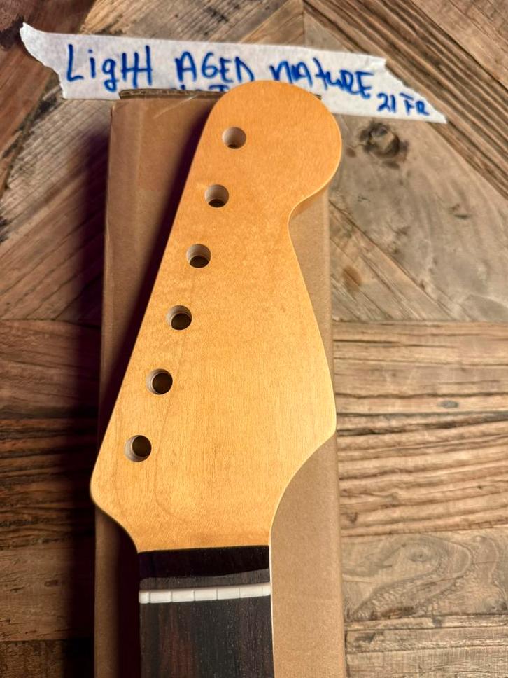 Stratocaster Hals SRV Light Vintage nature”SRV LIGHT VINTAGE, Musique & Instruments, Instruments | Pièces, Neuf, Guitare électrique