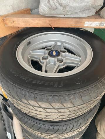 Ford rs velgen 13 inch met banden 5 stuks  capri escort enz beschikbaar voor biedingen