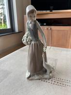 Vrouw, Verzamelen, Beelden en Beeldjes, Ophalen, Zo goed als nieuw