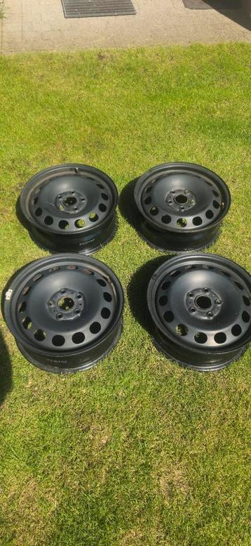 16 inch stalen velgen beschikbaar voor biedingen