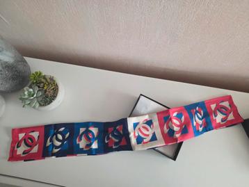 Nieuwe bandeau sjaal Chanel  beschikbaar voor biedingen