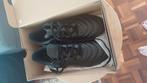 Chaussures foot Adidas noir, taille 40, Sport en Fitness, Voetbal, Ophalen of Verzenden, Zo goed als nieuw, Schoenen