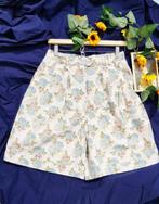 Vintage korte broek met blauwe bloemen, Kleding | Dames, Blauw, Maat 38/40 (M), Vintage, Ophalen of Verzenden