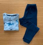 Pyjama dinosaures - 8 ans - 4€, Comme neuf, C&A, Vêtements de nuit ou Sous-vêtements, Garçon