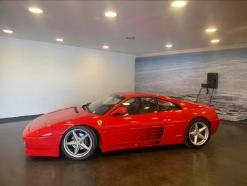 Ferrari velgen met banden beschikbaar voor biedingen