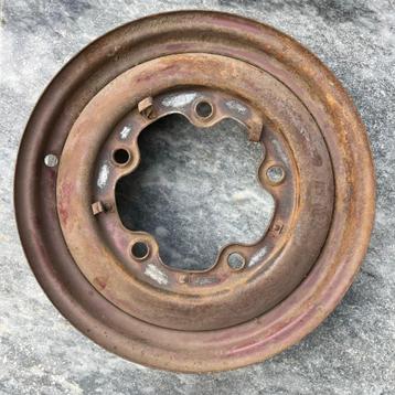 VW Split Beetle 16 inch velg 5x205 KPZ 3.00Dx16 49-52 beschikbaar voor biedingen