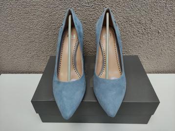 Pumps Nathan Baume mt 39 beschikbaar voor biedingen