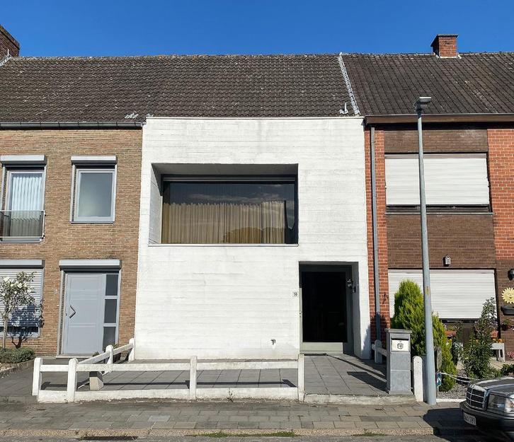 Modernistische woning met 3 slpks, tuin en garage, Immo, Huizen en Appartementen te koop, Brugge, 200 tot 500 m², C