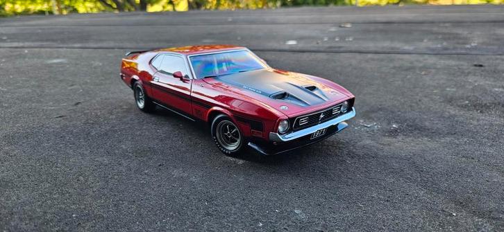 1:18 1981 Ford mustang Mach 1 Fastback AutoArt, Hobby en Vrije tijd, Modelauto's | 1:18, Zo goed als nieuw, Auto, Autoart, Ophalen of Verzenden