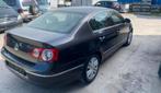 Volkswagen passat 2.0TDI navi xenon, Auto's, 4 cilinders, 2000 kg, Zwart, Bedrijf