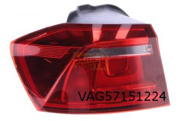 Volkswagen Golf VII Sportsvan (3/14-1/18) achterlicht Rechts beschikbaar voor biedingen