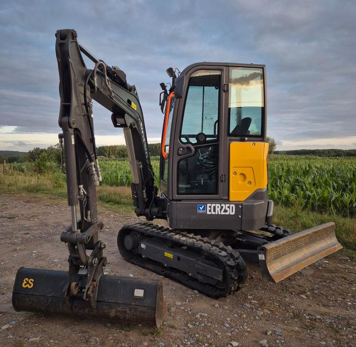 Volvo ecr25d, Zakelijke goederen, Machines en Bouw | Kranen en Graafmachines, Graafmachine, Ophalen