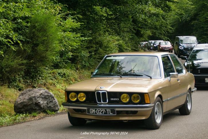 bmw e21 320, Auto's, BMW, Particulier, 3 Reeks, Benzine, Coupé, 3 deurs, Handgeschakeld, Overige kleuren, Zwart, Achterwielaandrijving