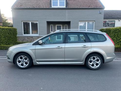 Ford focus 1.6tdci econetic airco carnet contrôletechniqueok, Auto's, Ford, Bedrijf, Focus, ABS, Airbags, Boordcomputer, Elektrische buitenspiegels