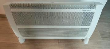 Honeywell HW223E convectorkachel. beschikbaar voor biedingen