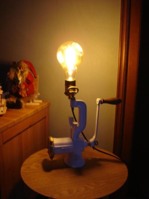 FUNKY vleesmolenlamp, Antiek en Kunst, Curiosa en Brocante, Ophalen of Verzenden