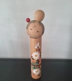 Mooie kokeshi in de stijl van Ishida Waichi, Verzenden