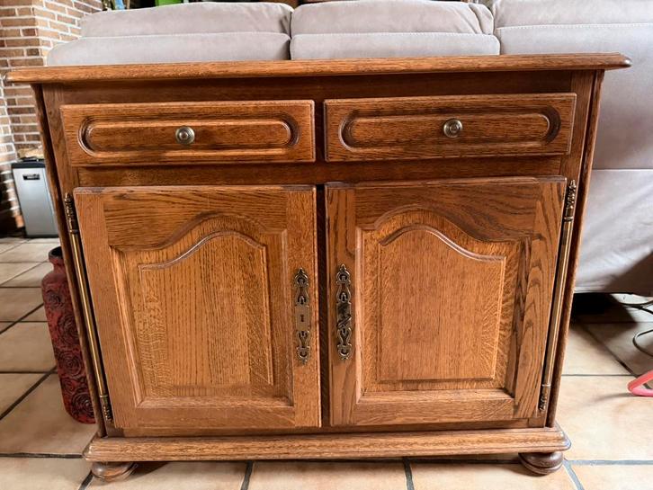 Klein houten dressoir/opbergmeubel — 2 laden, Huis en Inrichting, Kasten | Buffetkasten, Ophalen